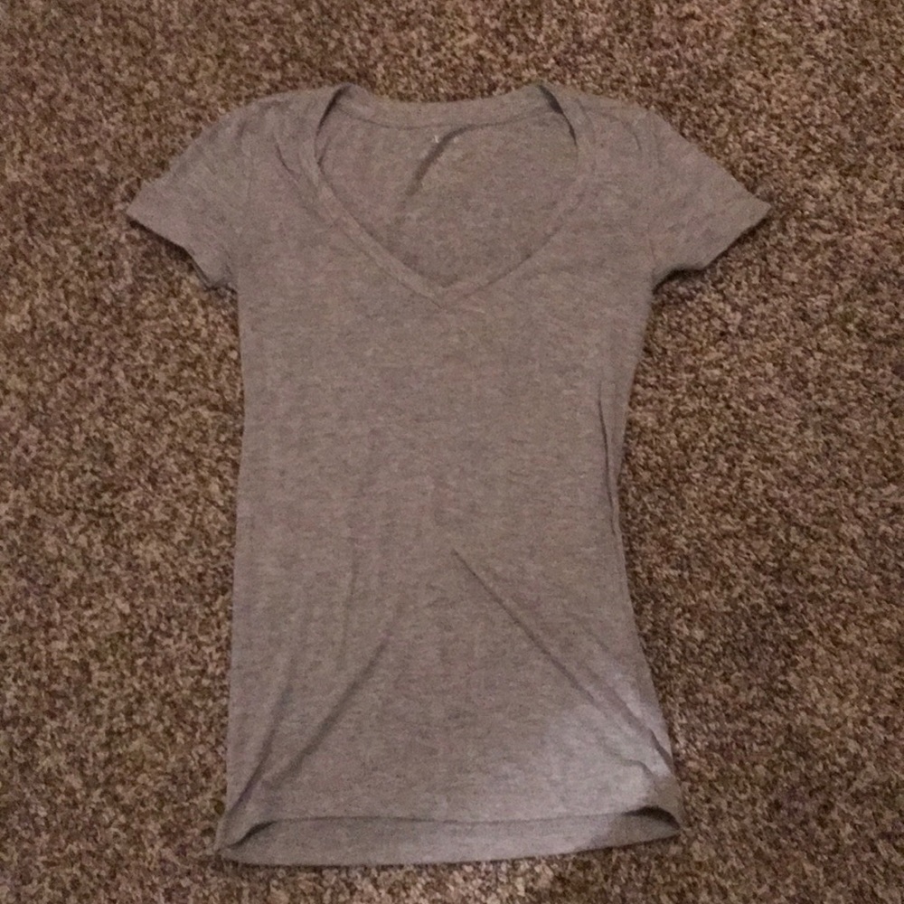 V neck top